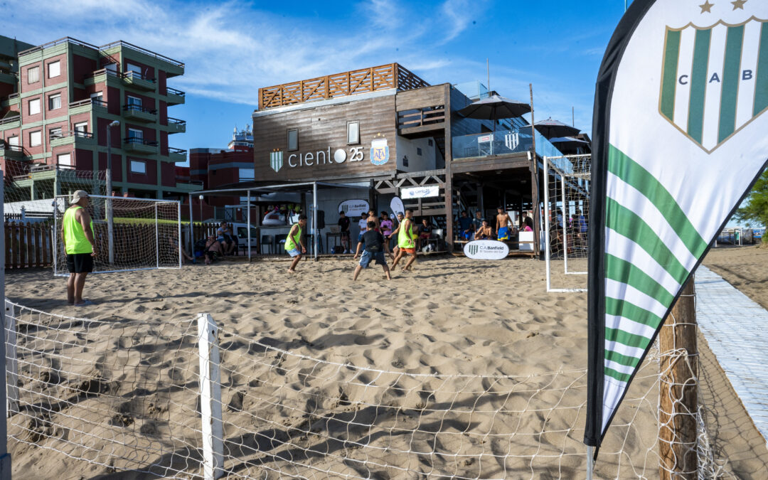 Banfield inauguró su Balneario en Villa Gesell