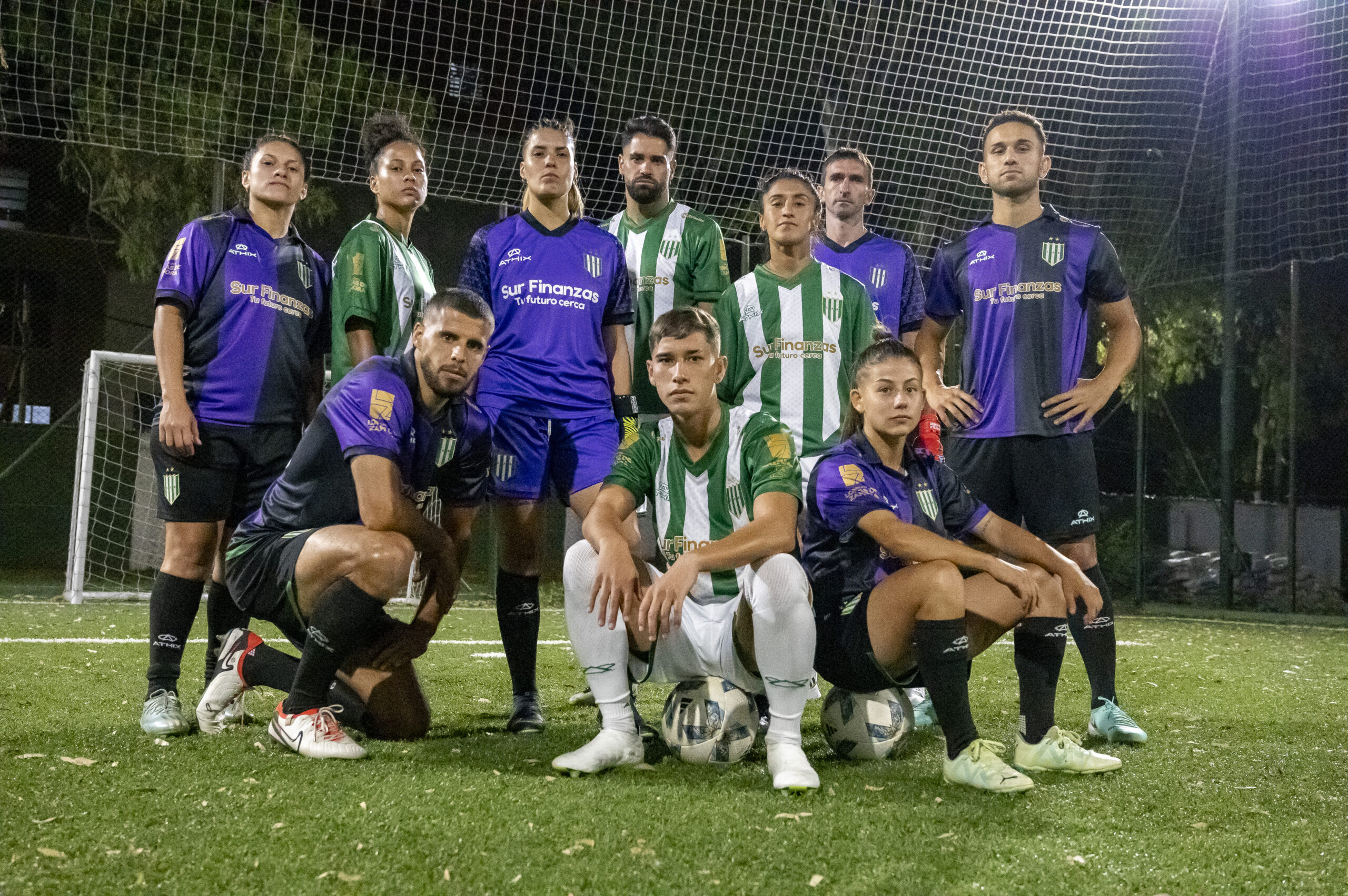 Banfield presentó sus nuevas camisetas para la Temporada 2024 - Club ...