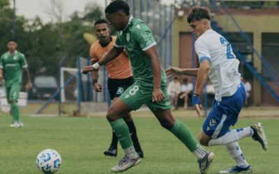 Caída de la Reserva en el debut